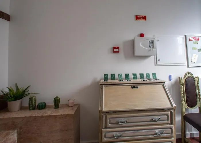 Отель Graca Garden Торреш-Ведраш