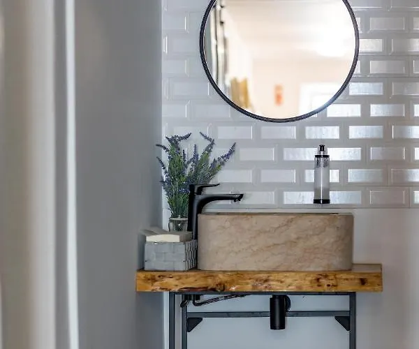 Отель Graca Garden Торреш-Ведраш